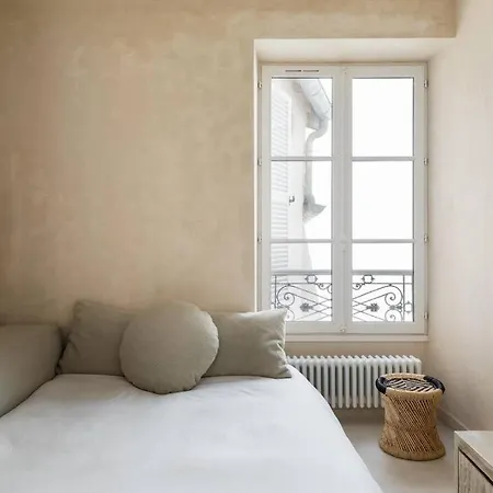 Amazing Flat In An Amazing Montmartre Street Paříž